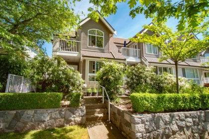 1 270 E Keith Road, North Vancouver, BC, North Vancouver — Townhouse for sale