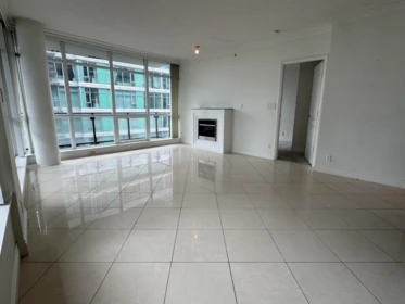 604 162 Victory Ship Way, North Vancouver, BC, North Vancouver — Apartment/Condo for sale