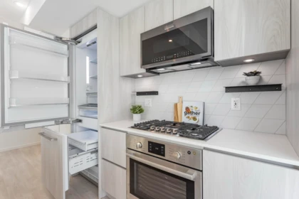 204 3264 Vanness Avenue, Vancouver, BC, Vancouver — Apartment/Condo for sale