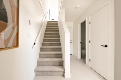 Hallway Photo of 19 33525 Kingston Avenue, Abbotsford, BC
