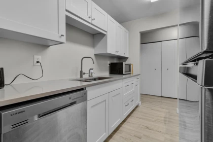 Guest Bathroom Photo of 613 13923 72 Avenue, Surrey, BC