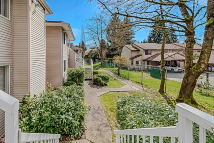 613 13923 72 Avenue, Surrey, BC, Surrey — Townhouse for sale