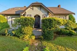 401 Somerset Street, North Vancouver, BC