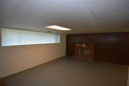 Basement Recreation Room Photo of 929 Prospect Avenue, North Vancouver, BC