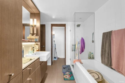 Guest Bathroom Photo of 2702 13495 Central Avenue, Surrey, BC