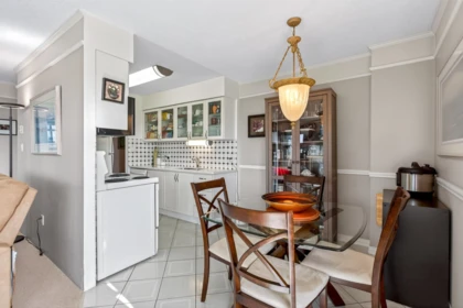 Breakfast Nook Photo of 1608 2041 Bellwood Avenue, Burnaby, BC