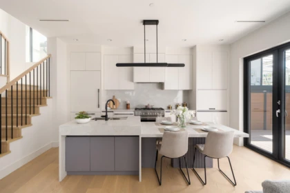 Kitchen Island Photo of 2 1450 E 30th Avenue, Vancouver, BC