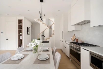 Kitchen Photo of 2 1450 E 30th Avenue, Vancouver, BC