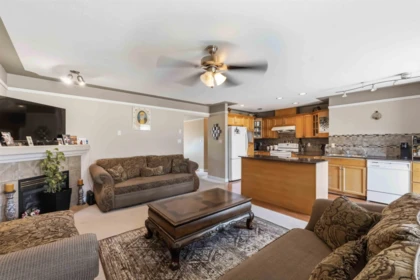 Basement Recreation Room Photo of 3588 Crestview Avenue, Abbotsford, BC