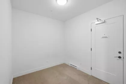 Hallway Photo of 302 33568 George Ferguson Way, Abbotsford, BC