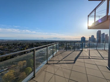 2701 4900 Lennox Lane, Burnaby, BC, Burnaby — Apartment/Condo for sale