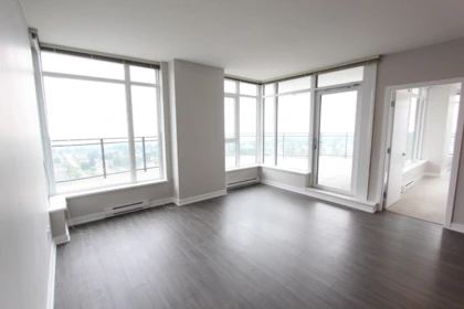 2701 4900 Lennox Lane, Burnaby, BC, Burnaby — Apartment/Condo for sale