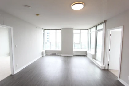 2701 4900 Lennox Lane, Burnaby, BC, Burnaby — Apartment/Condo for sale