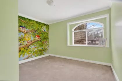 Hallway Photo of 9766 130a Street, Surrey, BC