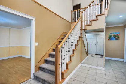 Kitchen Photo of 9766 130a Street, Surrey, BC