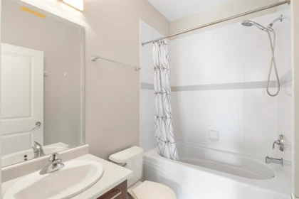 Primary Bedroom Photo of 404 13339 102a Avenue, Surrey, BC