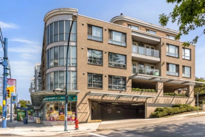 209 5818 Lincoln Street, Vancouver, BC, Vancouver — Apartment/Condo for sale