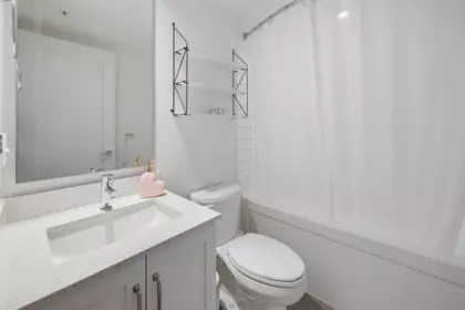 Hallway Photo of 51 15775 Mountain View Drive Drive, Surrey, BC