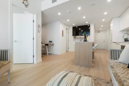 Kitchen Photo of 411 13573 98a Avenue, Surrey, BC