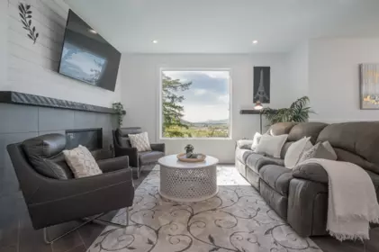 Breakfast Nook Photo of 17 6262 Rexford Drive, Chilliwack, BC