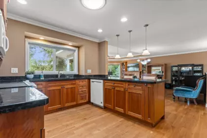 Breakfast Nook Photo of 6895 Centennial Drive, Chilliwack, BC