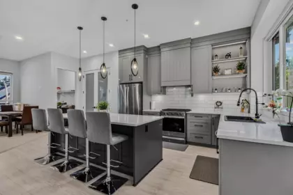 Breakfast Nook Photo of 31559 Mccreath Place, Mission, BC