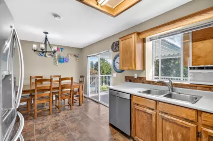 Kitchen Island Photo of 828 Huber Drive, Port Coquitlam, BC