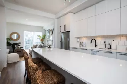 Kitchen Island Photo of 3 4716 Orca Way, Tsawwassen, BC