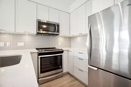 101 828 Gauthier Avenue, Coquitlam, BC, Coquitlam — Apartment/Condo for sale