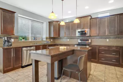 Kitchen Photo of 24760 Kimola Drive, Maple Ridge, BC