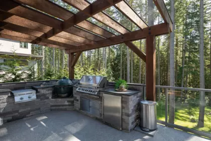 Kitchen Island Photo of 1510 Crystal Creek Drive, Anmore, BC