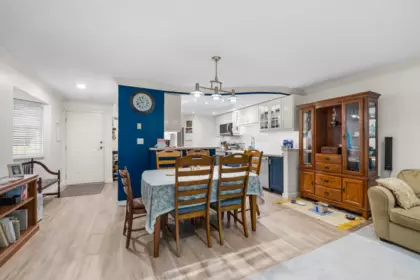 Kitchen Photo of 135 1386 Lincoln Drive, Port Coquitlam, BC