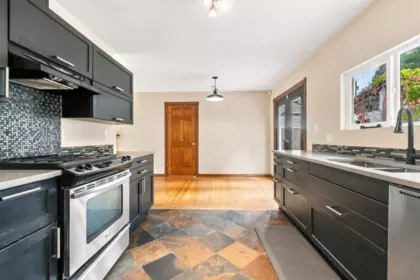 Kitchen Island Photo of 11530 95a Avenue, Delta, BC