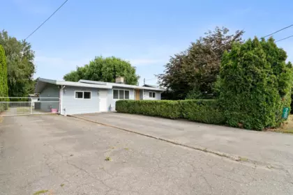 41965 Yarrow Central Road, Yarrow, BC, Yarrow — Single Family Residence for sale