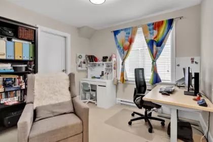 Hallway Photo of 2885 E 41st Avenue, Vancouver, BC