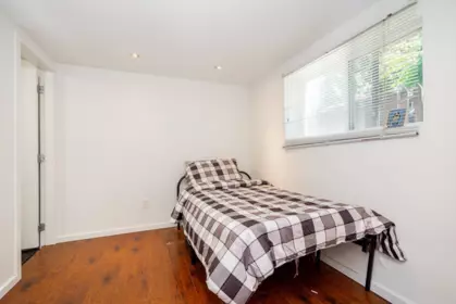 Guest Bathroom Photo of 730 Colborne Street, New Westminster, BC