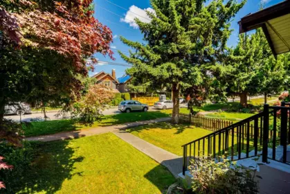 Mudroom Photo of 730 Colborne Street, New Westminster, BC