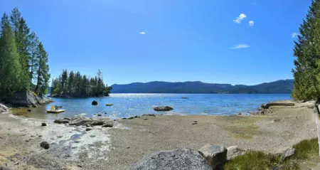 7545 Islets Place, Sechelt, BC, Sechelt — Single Family Residence for sale