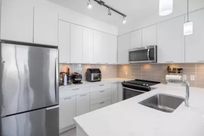 417 828 Gauthier Avenue, Coquitlam, BC, Coquitlam — Apartment/Condo for sale