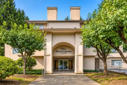 206 33675 Marshall Road, Abbotsford, BC, Abbotsford — Apartment/Condo for sale