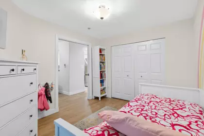 Laundry Room Photo of 206 33675 Marshall Road, Abbotsford, BC