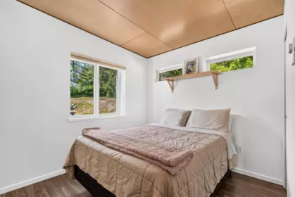 Hot Tub / Spa Photo of 604 Woodland Avenue, Gibsons, BC