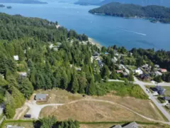 604 Woodland Avenue, Gibsons, BC