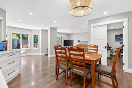 Kitchen Island Photo of 2909 Meadowvista Place, Coquitlam, BC