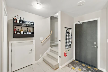 Guest Bathroom Photo of 127 22 E Royal Avenue, New Westminster, BC
