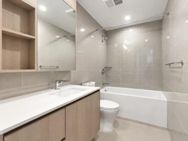 Primary Bathroom Photo of 1705 618 Carnarvon Street, New Westminster, BC