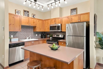 Dining Area Photo of 103 3300 Ptarmigan Place, Whistler, BC