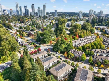 Outdoor Patio Photo of 3 3201 Noel Drive, Burnaby, BC