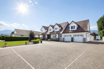 45736 Higginson Road, Chilliwack, BC, Chilliwack — Single Family Residence for sale