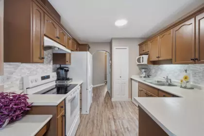 Pantry Photo of 2 46360 Valleyview Road, Chilliwack, BC
